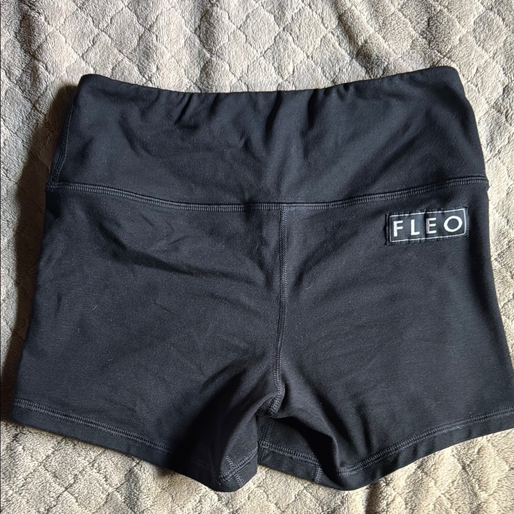 Fleo Black Athletic Shorts High-Waisted Compression